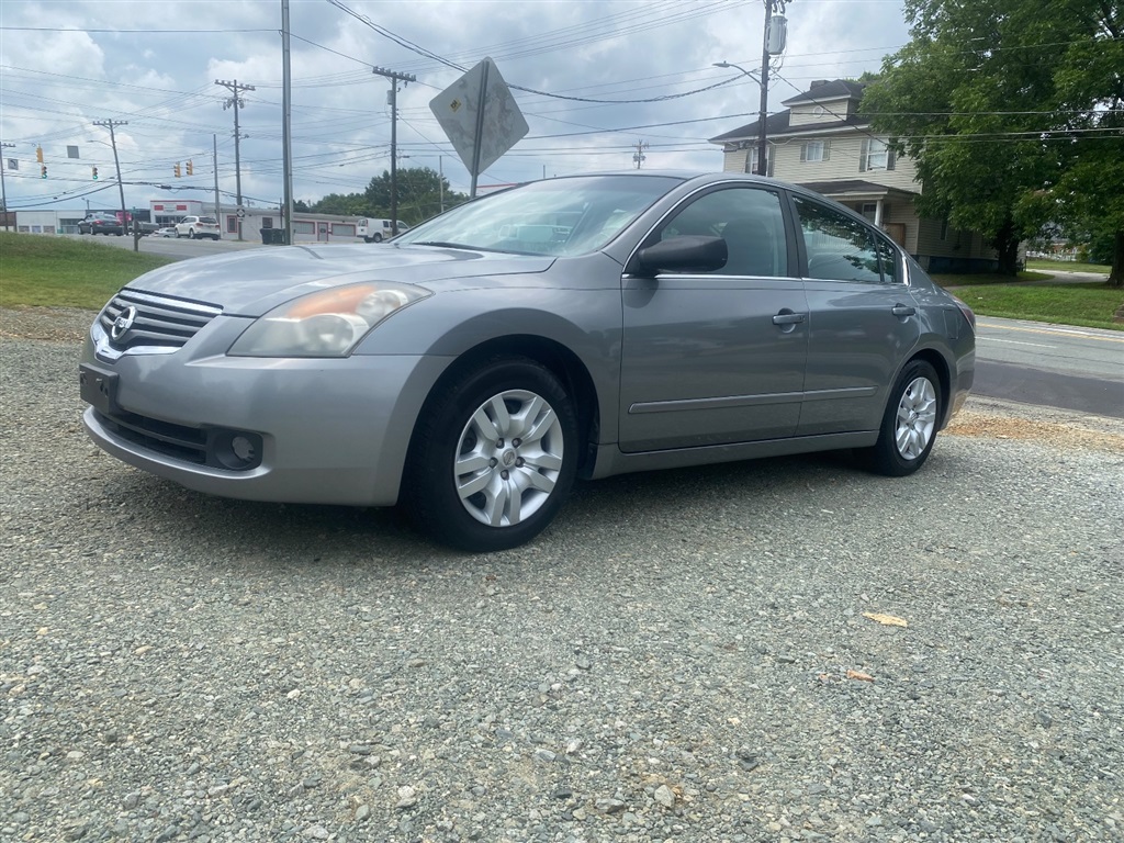 2009 Nissan Altima 2.5 S for sale by dealer