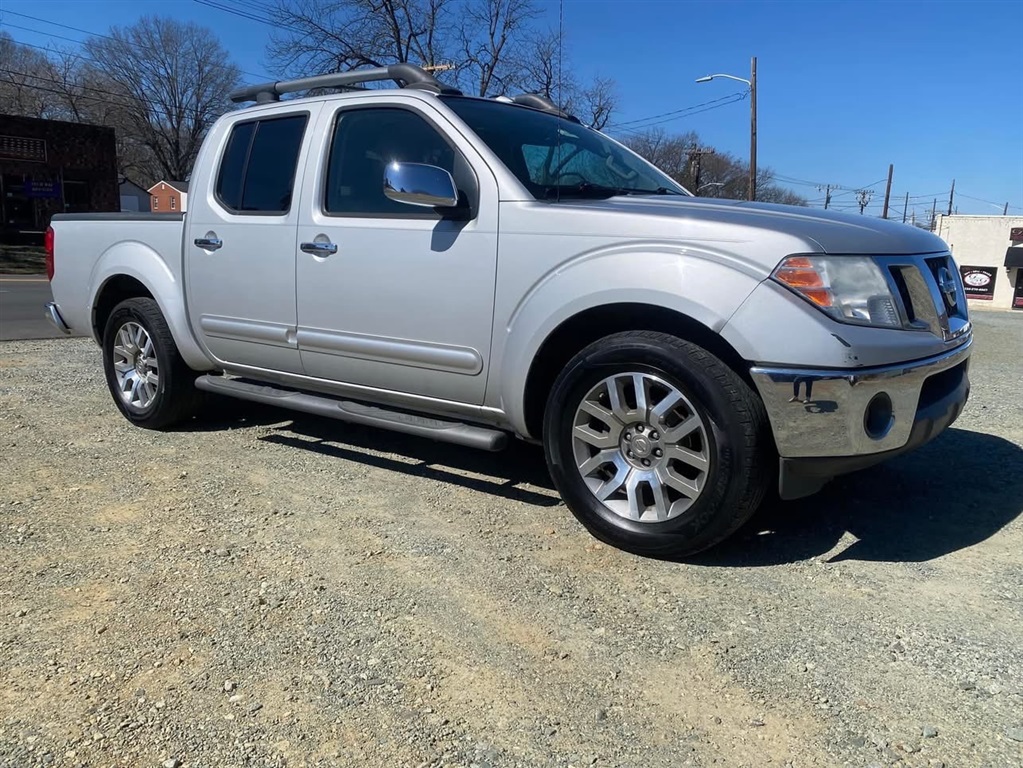 2012 Nissan Frontier SL Crew Cab 2WD for sale by dealer