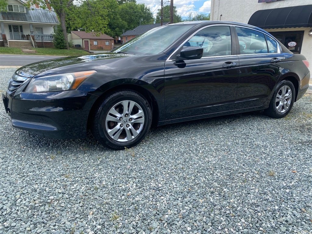 2011 Honda Accord SE Sedan AT for sale by dealer