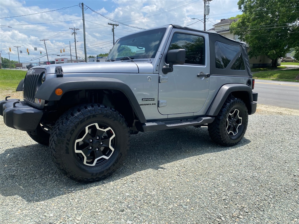 2013 Jeep Wrangler Sport 4WD for sale by dealer