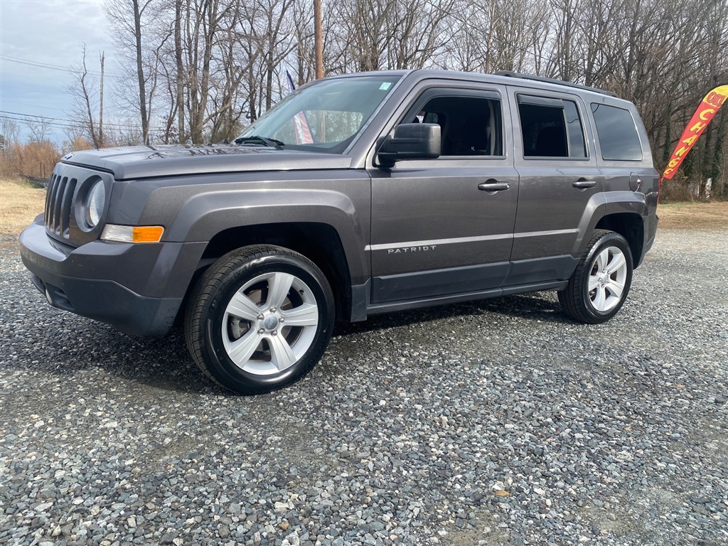 2016 Jeep Patriot Latitude 4WD for sale by dealer