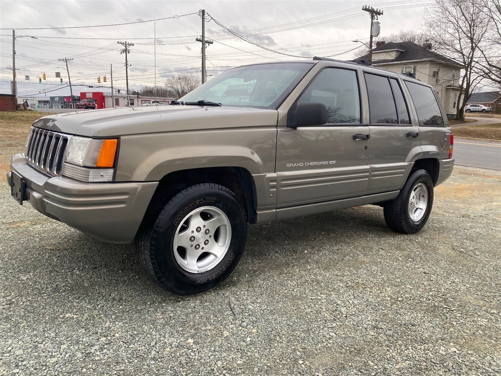 1998 Jeep Grand Cherokee Laredo 4WD for sale by dealer