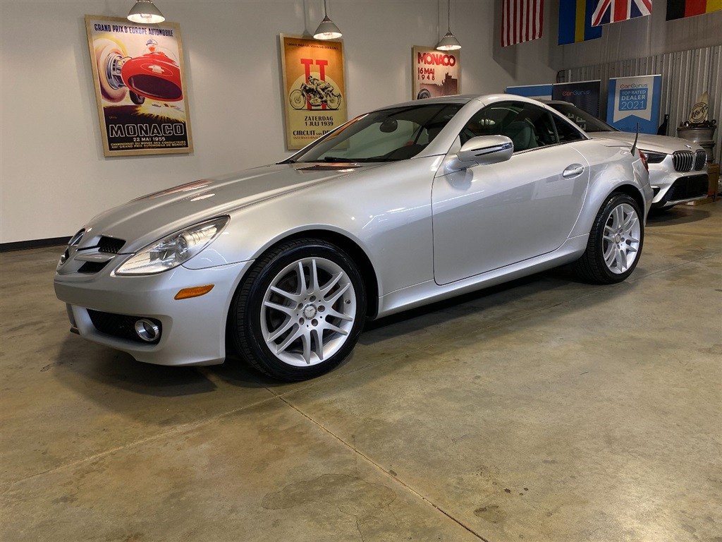 2009 Mercedes-Benz SLK300 for sale by dealer