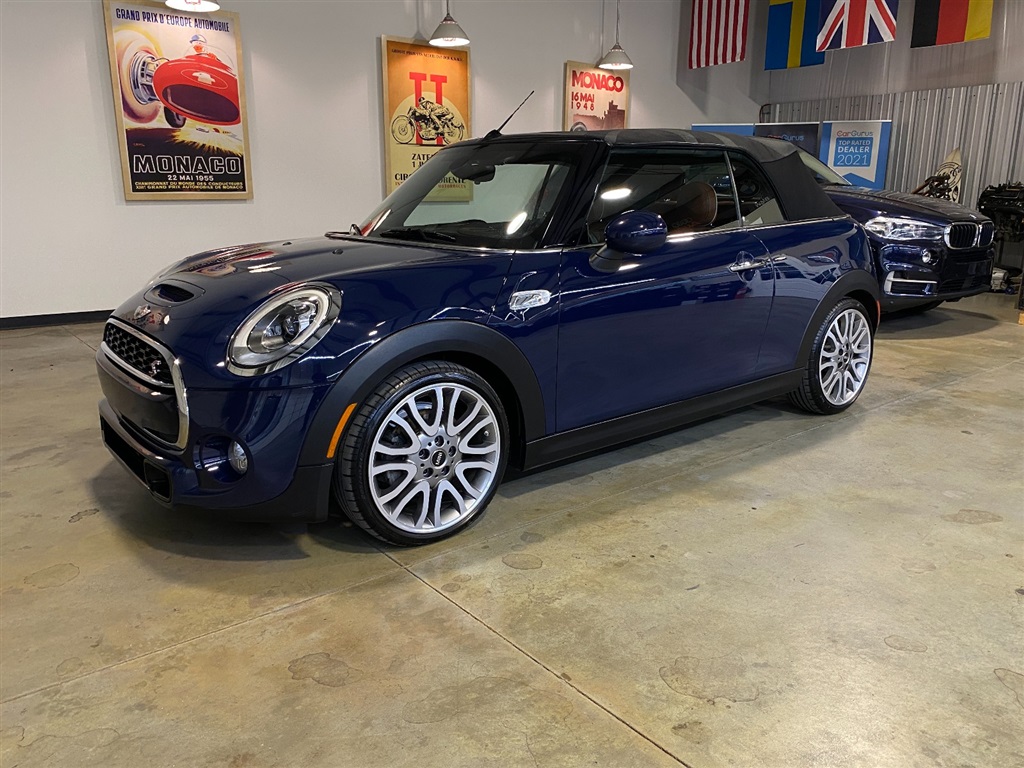 2016 Mini Cooper S Convertible for sale by dealer