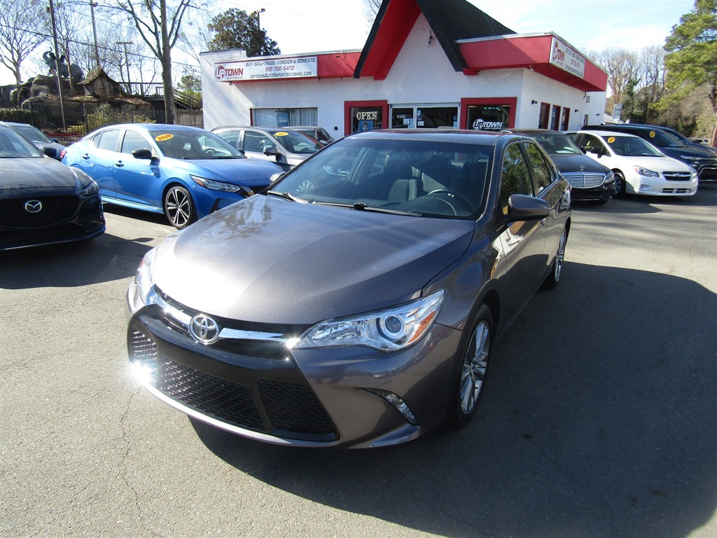 2015 Toyota Camry SE for sale by dealer