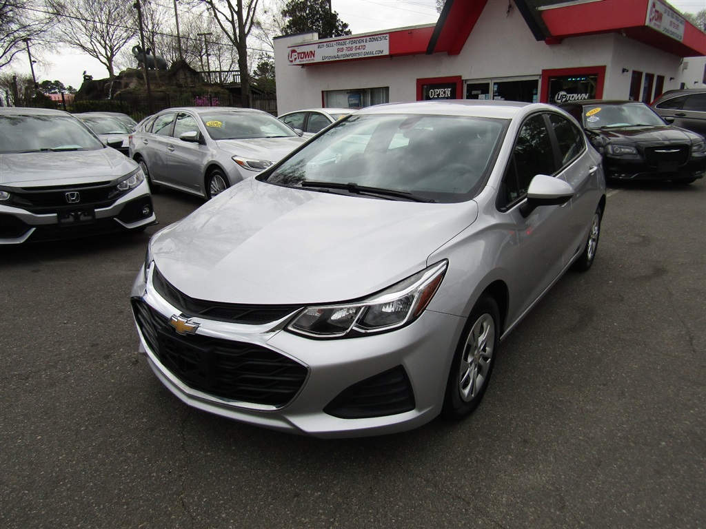2019 Chevrolet Cruze LS Hatchback for sale by dealer