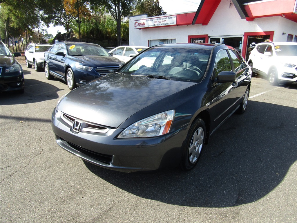 2005 Honda Accord LX Sedan AT for sale by dealer