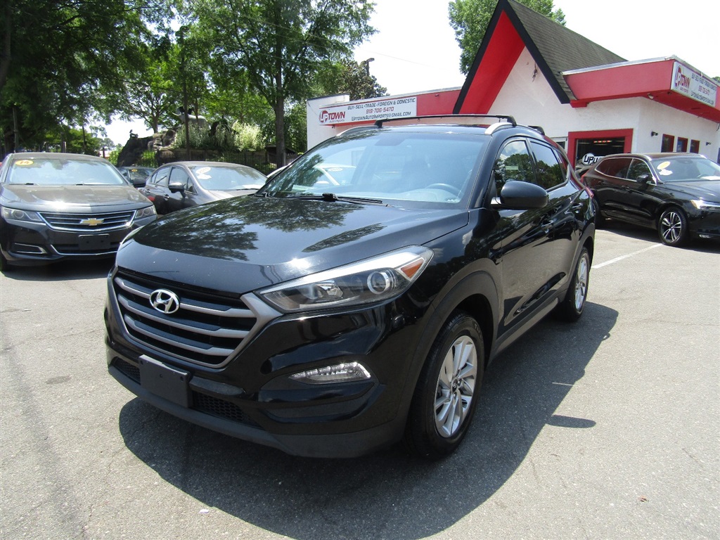 2016 Hyundai Tucson SE w/Preferred Package AWD for sale by dealer