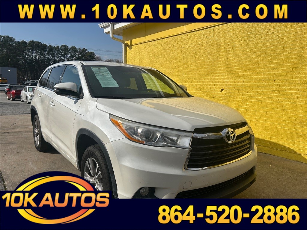 2014 Toyota Highlander LE FWD V6 for sale by dealer