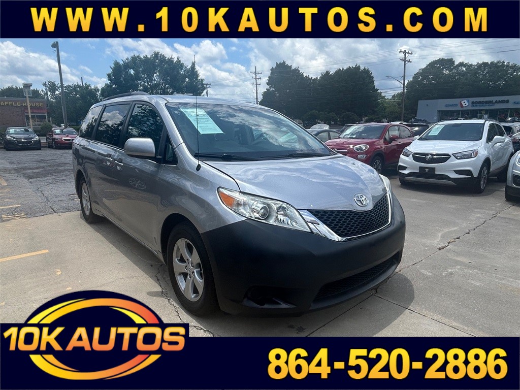 2012 Toyota Sienna LE FWD 8-Passenger V6 for sale by dealer