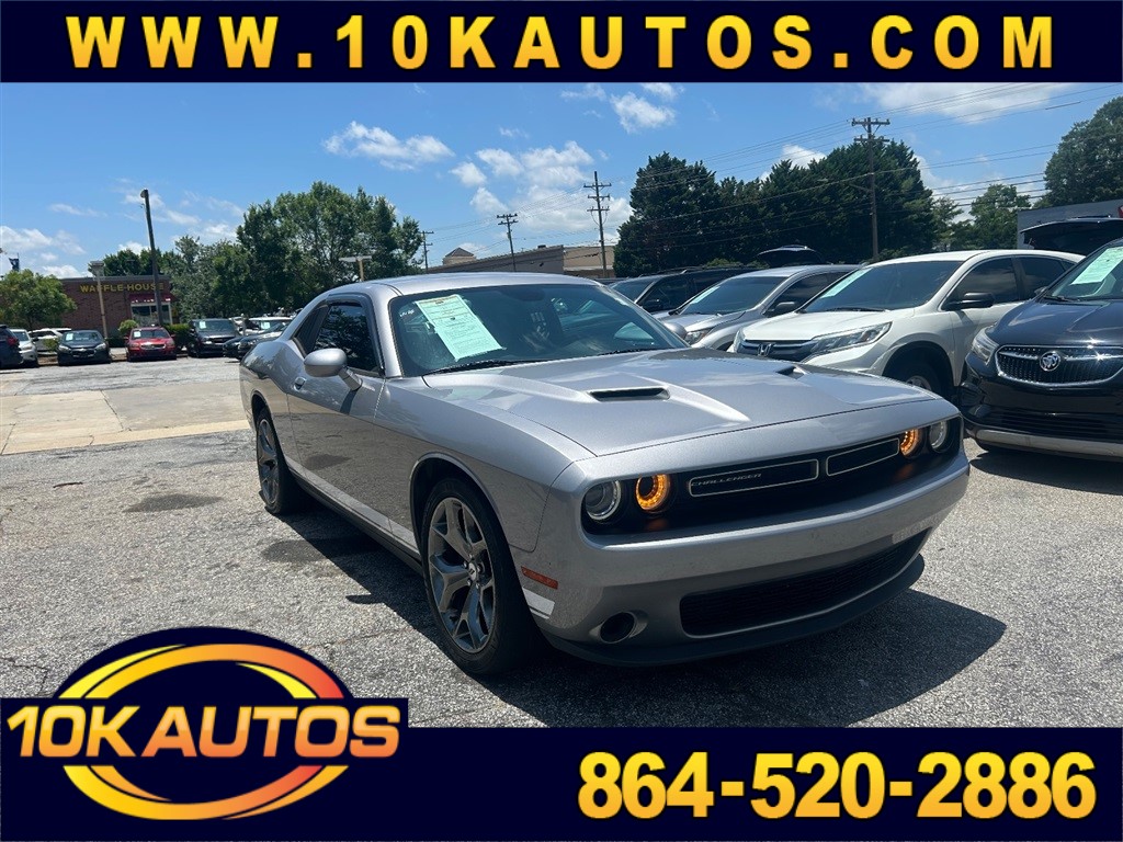 2017 Dodge Challenger SXT for sale by dealer