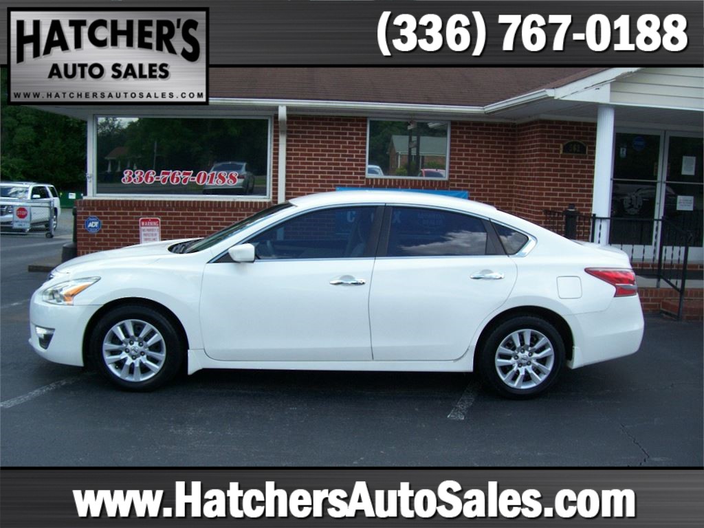 2013 Nissan Altima 2.5 S for sale by dealer