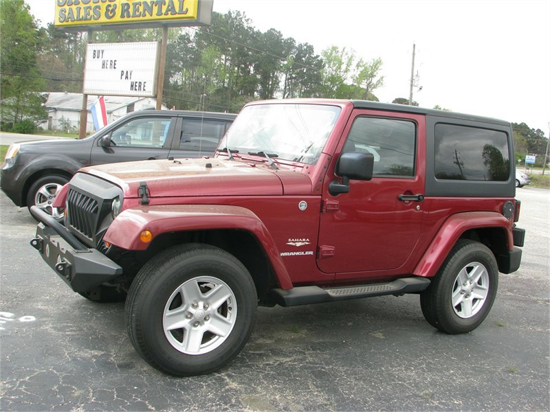 2013 Jeep Wrangler Sahara 4WD for sale by dealer