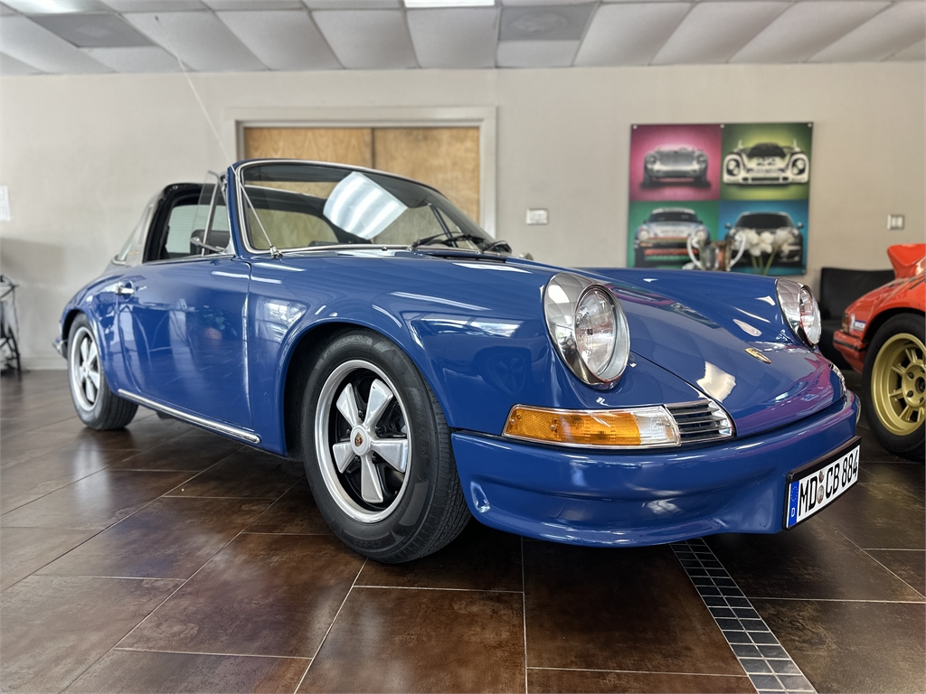 1969 Porsche 911T Targa for sale by dealer