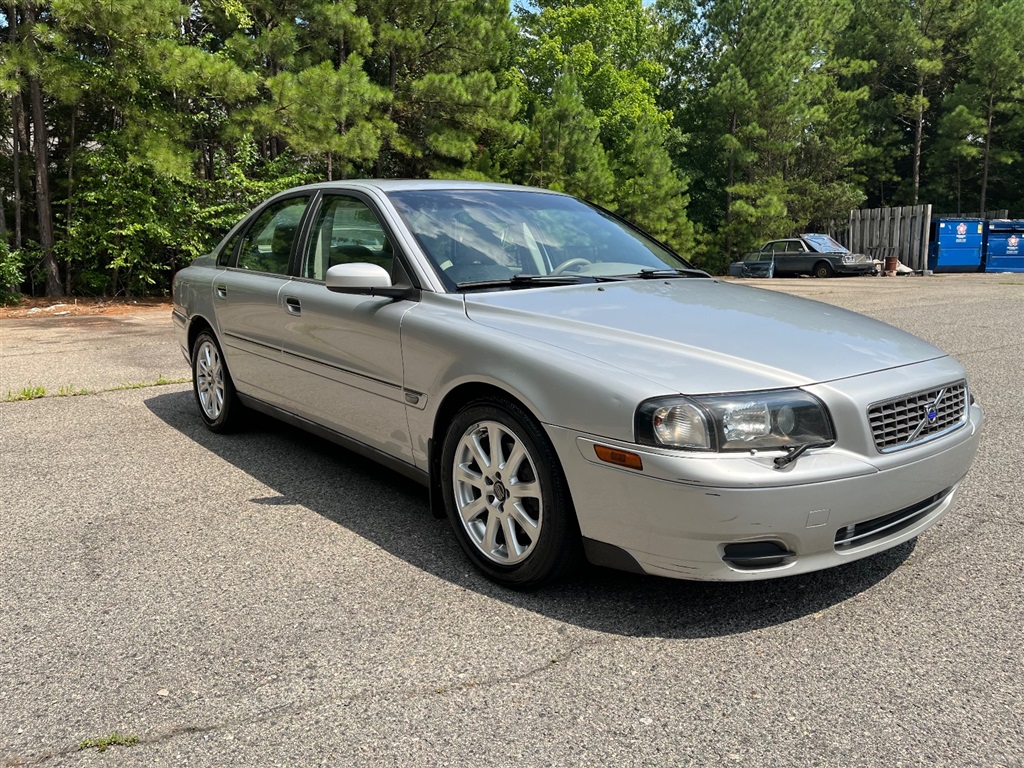 2004 Volvo S80 2.5T AWD for sale by dealer