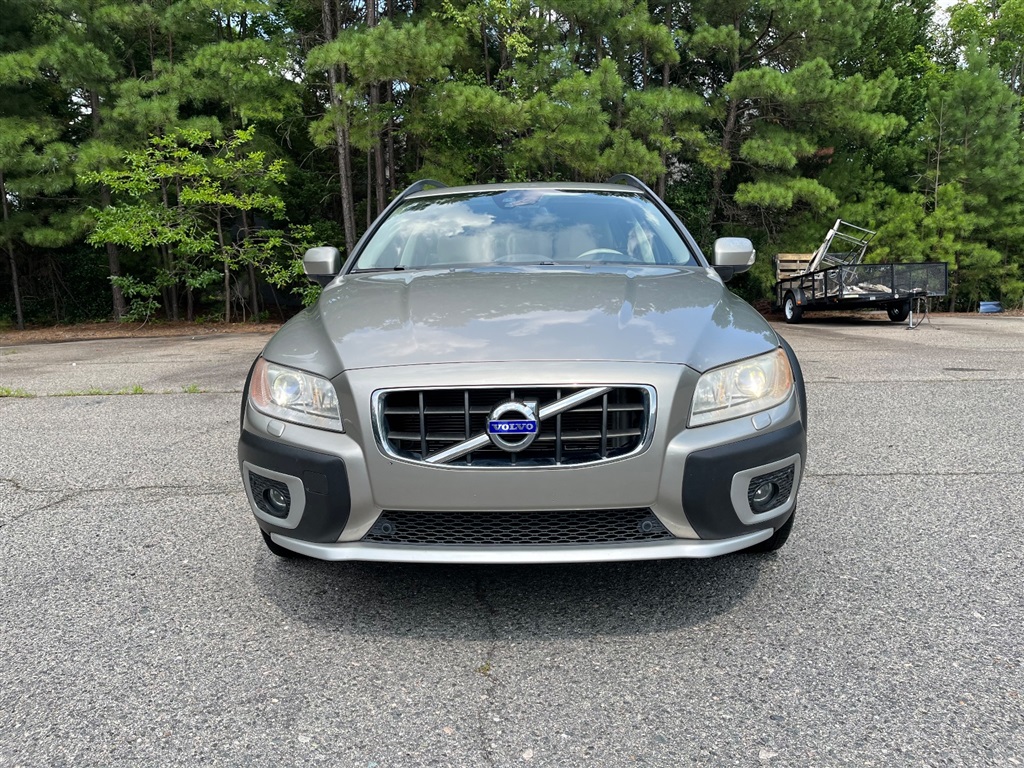 2013 Volvo XC70 3.2 FWD for sale by dealer