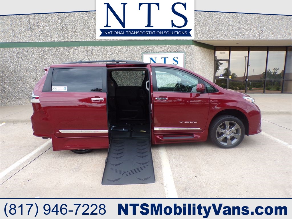 2015 TOYOTA SIENNA SE  for sale by dealer