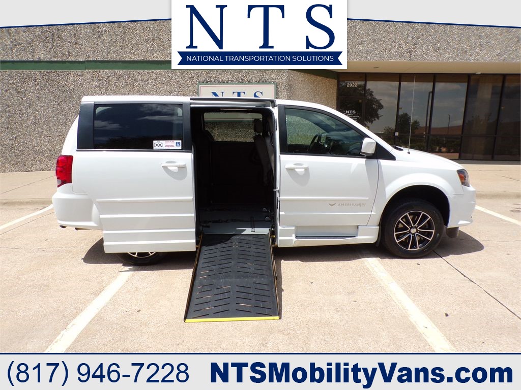 2017 DODGE GRAND CARAVAN SE PLUS for sale by dealer