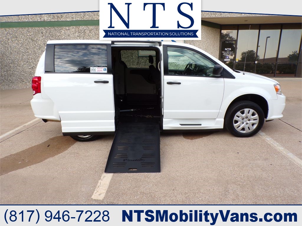 2019 DODGE GRAND CARAVAN SE for sale by dealer