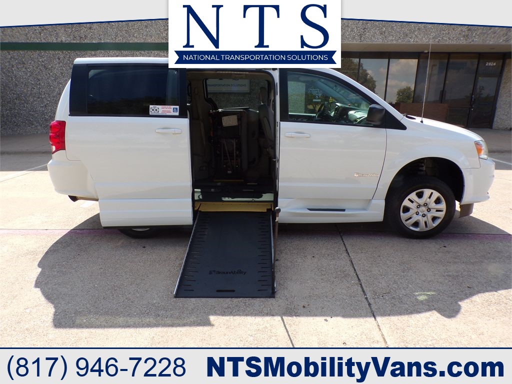 2018 DODGE GRAND CARAVAN  for sale by dealer