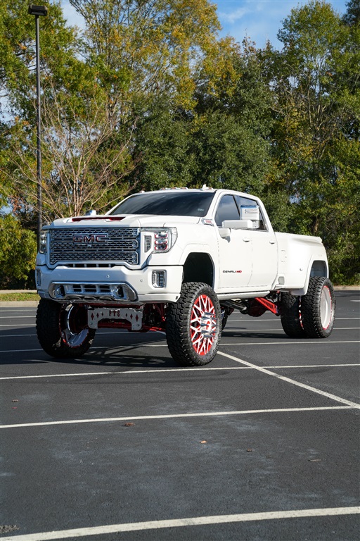 2020 GMC Sierra 3500HD Denali Crew Cab 4WD for sale by dealer