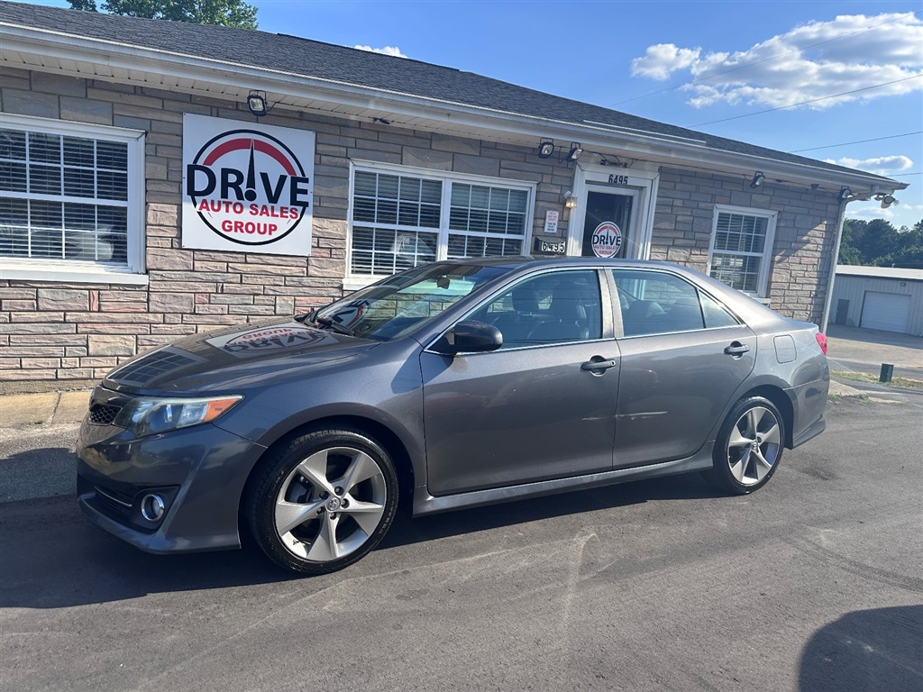 2014 Toyota Camry SE for sale by dealer