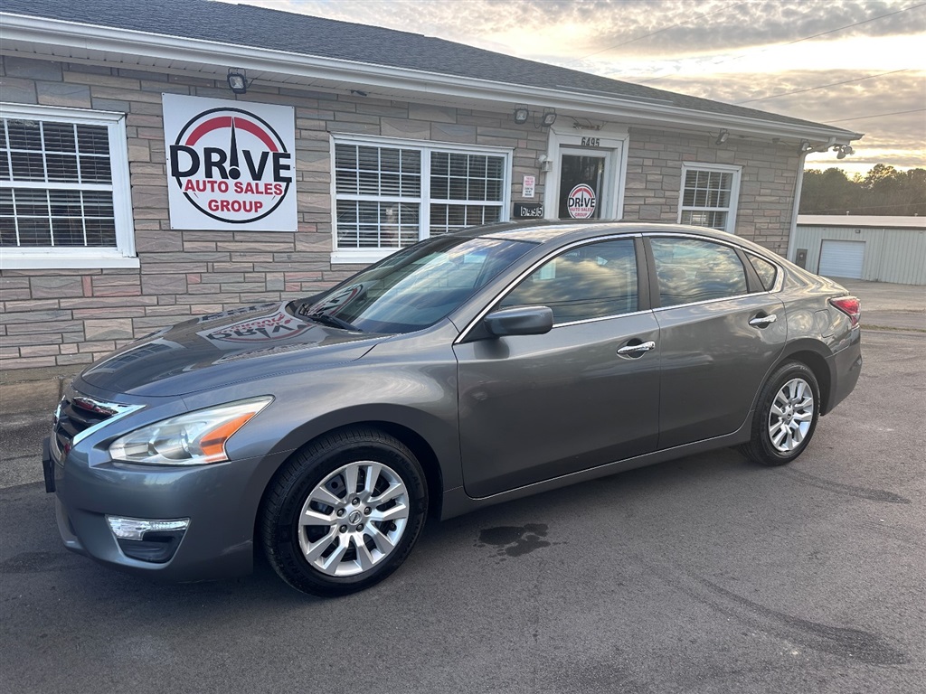 2014 Nissan Altima 2.5 S for sale by dealer