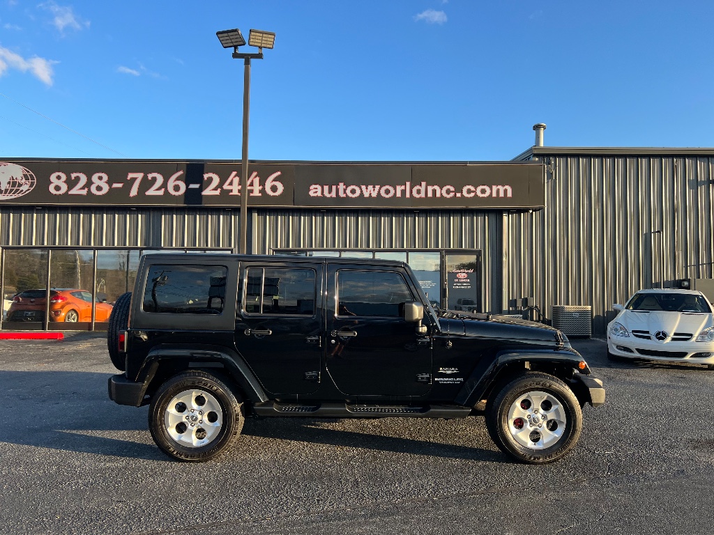 2015 Jeep Wrangler Unlimited Sahara 4WD for sale by dealer