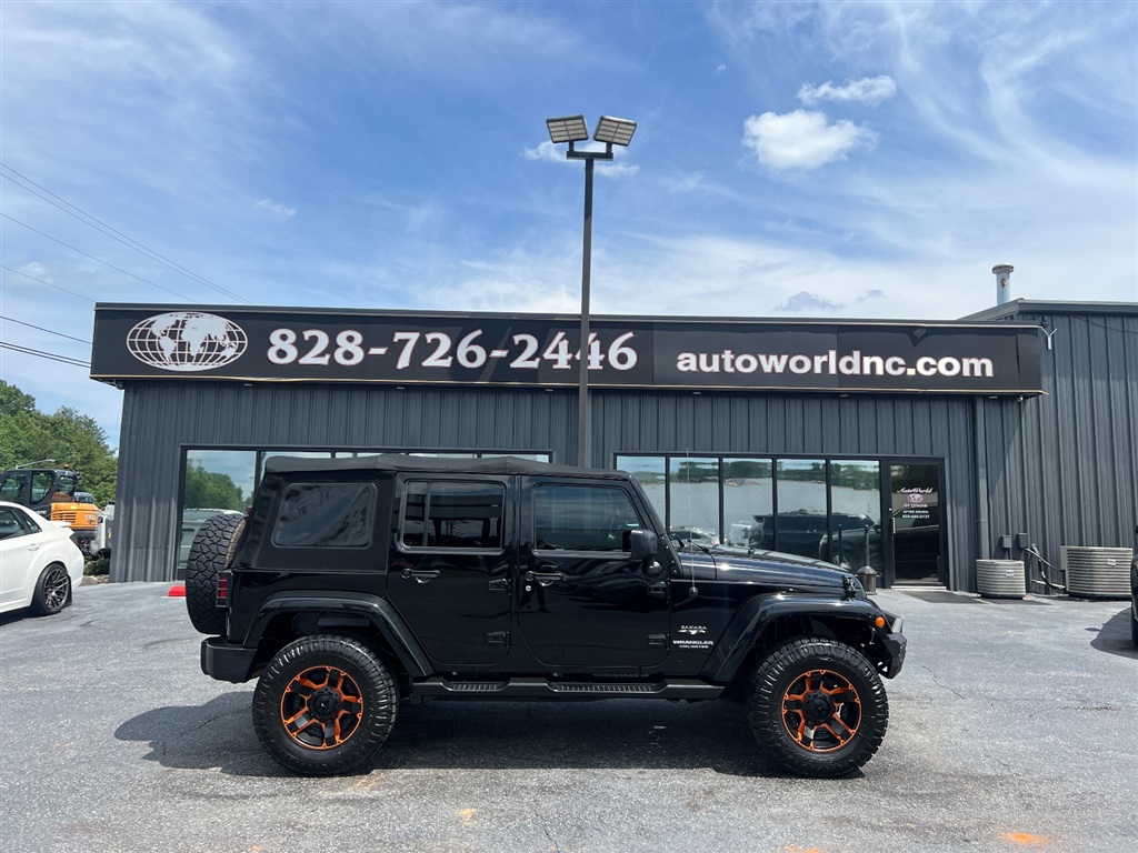 2016 Jeep Wrangler Unlimited Sahara 4WD for sale by dealer