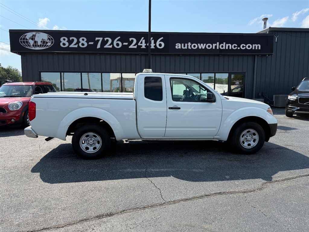 2015 Nissan Frontier SV King Cab I4 Auto 2wd for sale by dealer