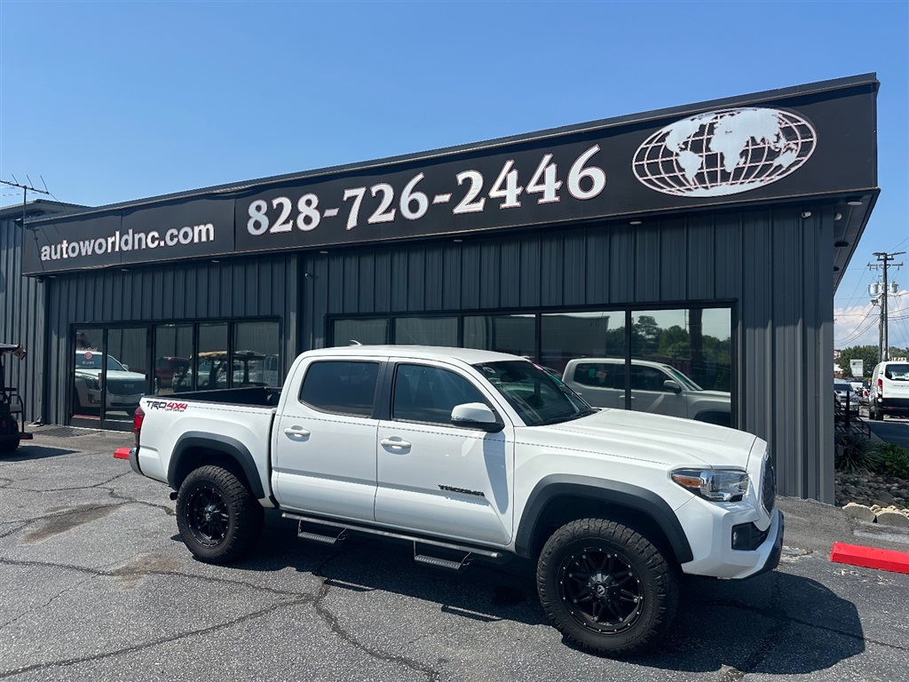 2018 Toyota Tacoma SR5 Double Cab Long Bed V6 6AT 4WD for sale by dealer
