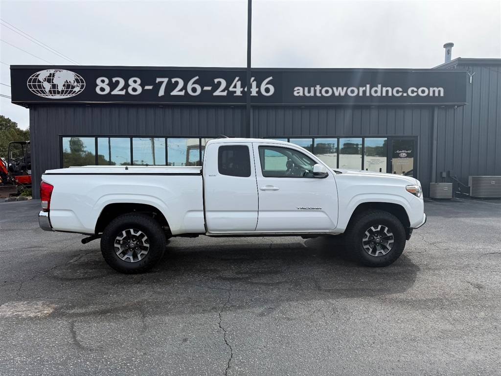 2016 Toyota Tacoma SR5 Access Cab V6 6AT 4WD for sale by dealer