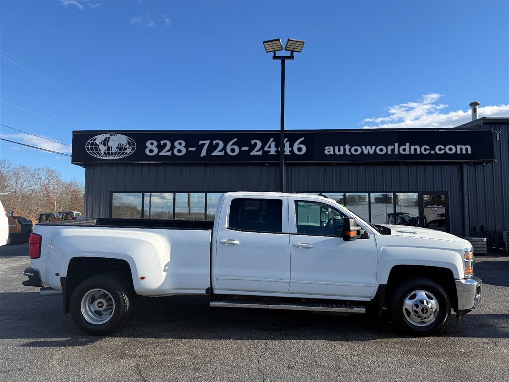 2018 Chevrolet Silverado 3500HD LT Crew Cab 4WD for sale by dealer