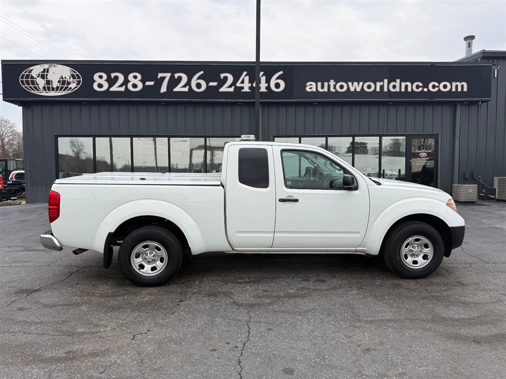 2015 Nissan Frontier S King Cab I4 5AT 2WD for sale by dealer