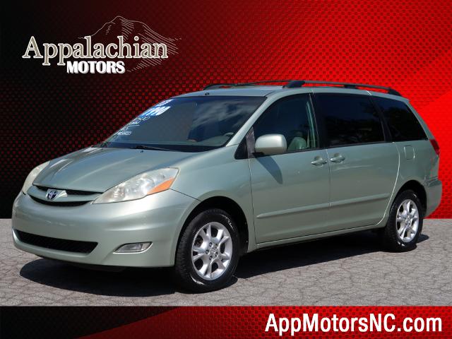 2006 Toyota Sienna XLE 7 Passenger for sale by dealer