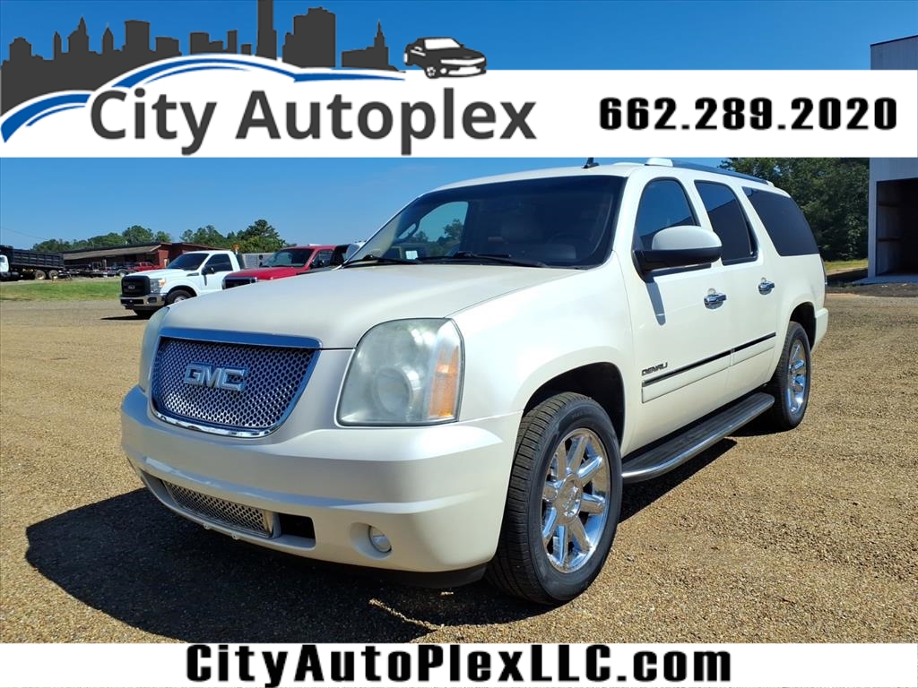 2013 GMC Yukon XL Denali for sale by dealer