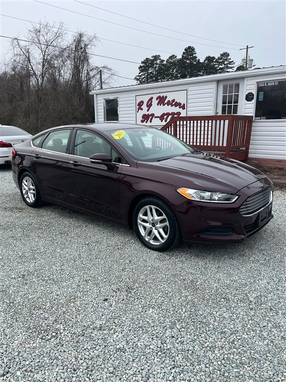 2013 Ford Fusion SE for sale by dealer