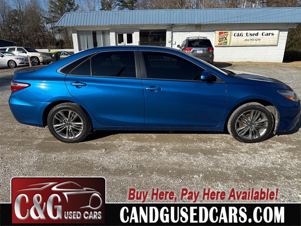 2017 Toyota Camry SE for sale by dealer