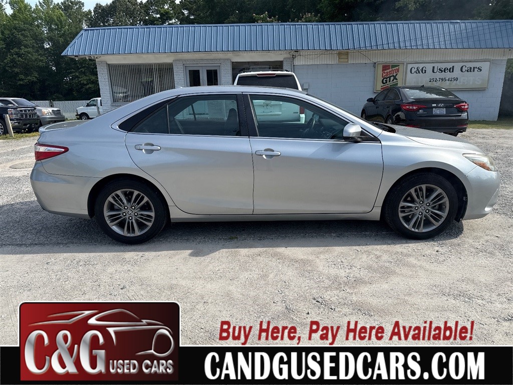 2016 Toyota Camry SE for sale by dealer