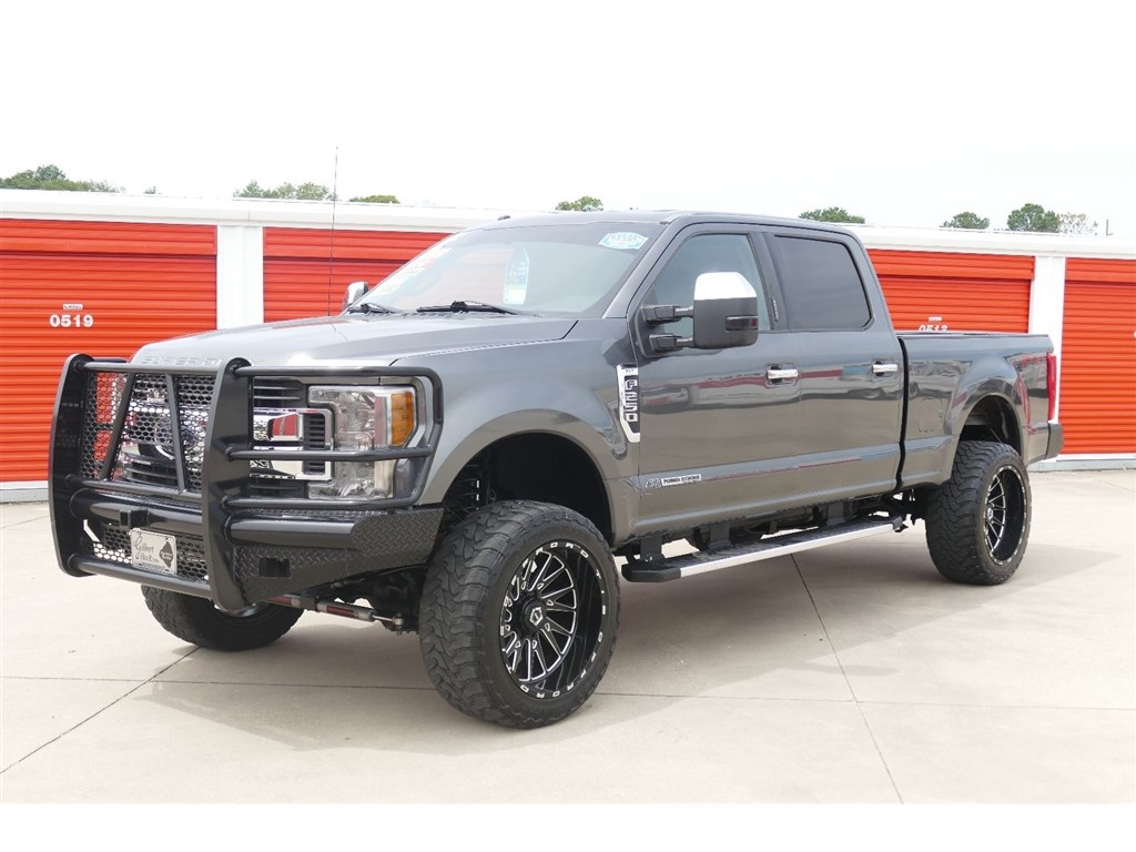 2017 Ford F-250 SD XLT Crew Cab 4WD for sale by dealer