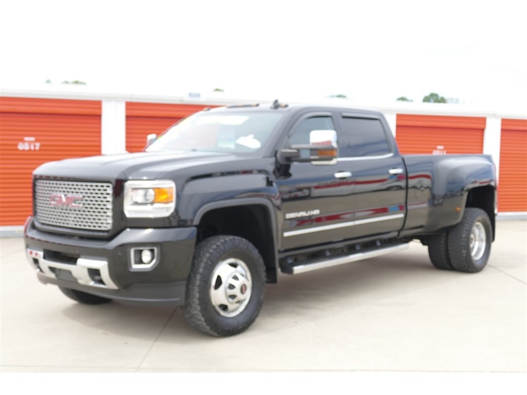 2016 GMC Sierra 3500HD Denali Crew Cab 4WD for sale by dealer