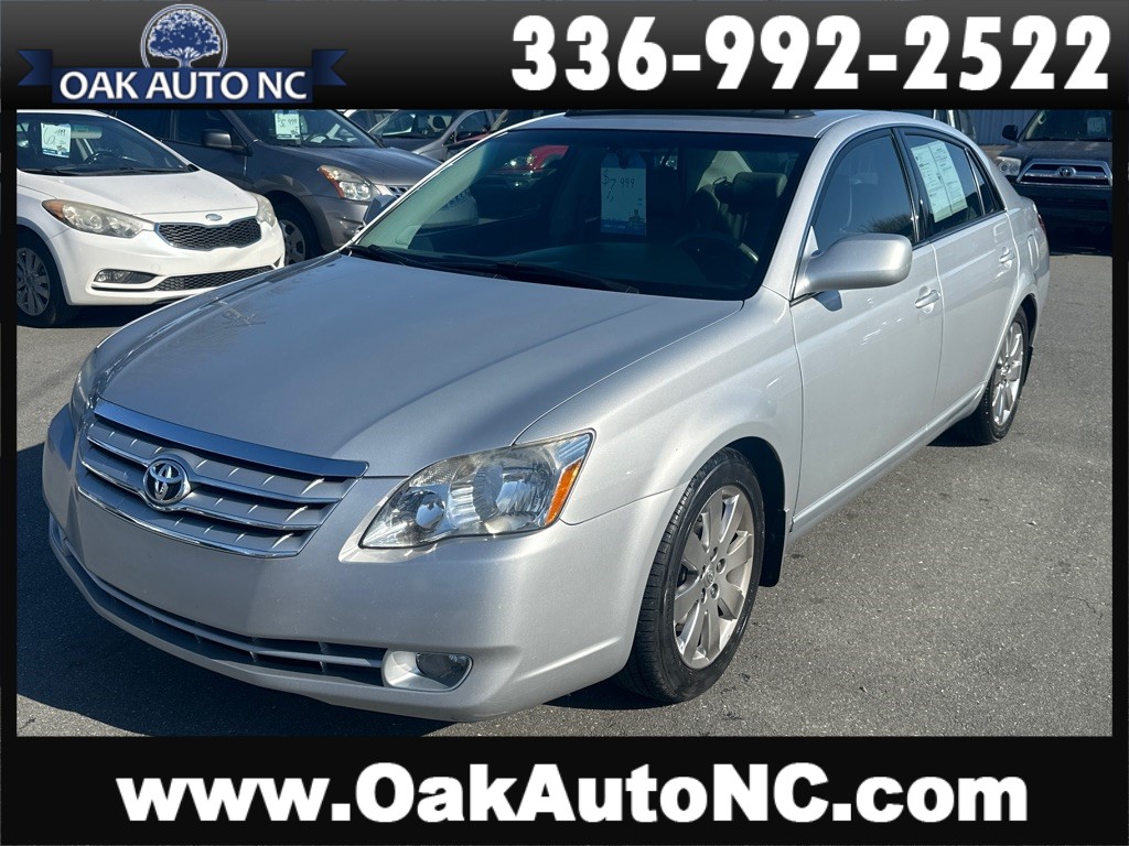 2005 TOYOTA AVALON XLS for sale by dealer