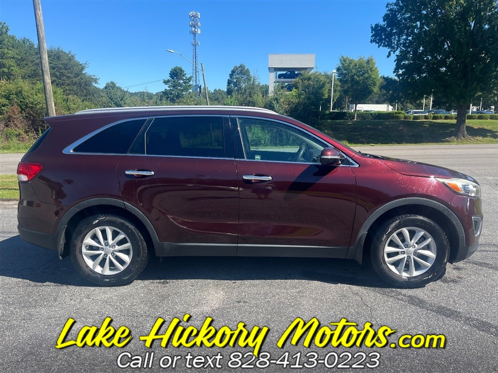 2017 Kia Sorento LX 2WD for sale by dealer