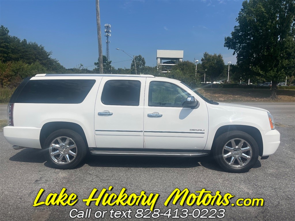 2013 GMC Yukon Denali XL 4WD for sale by dealer