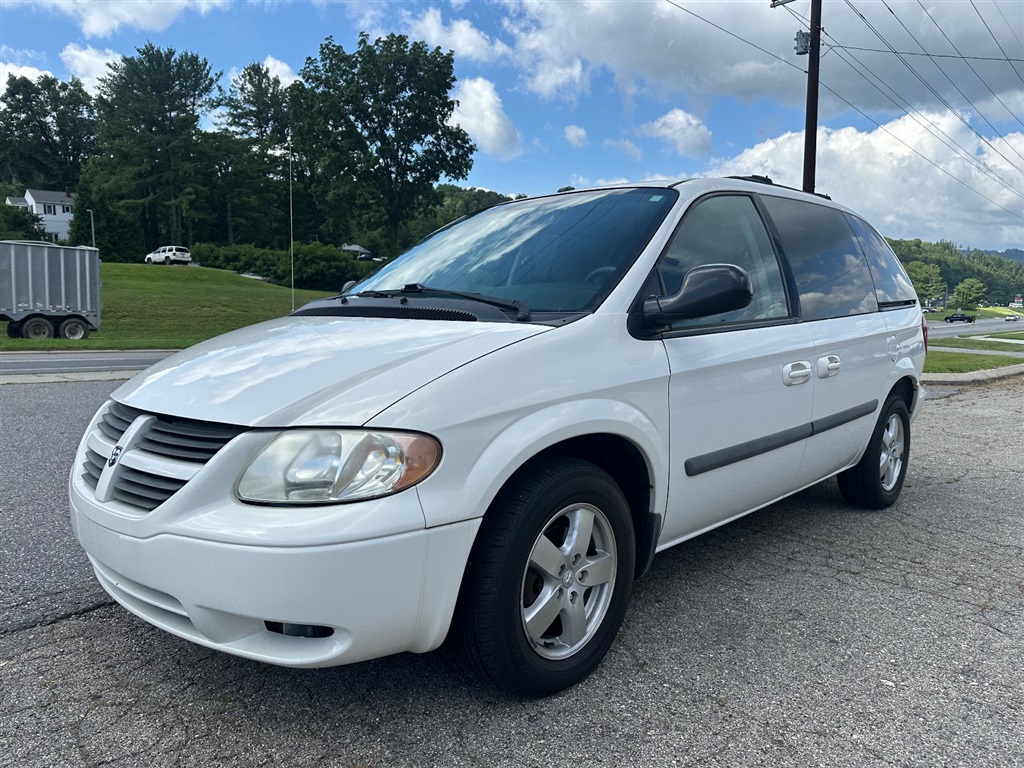 2006 Dodge Caravan SXT for sale by dealer
