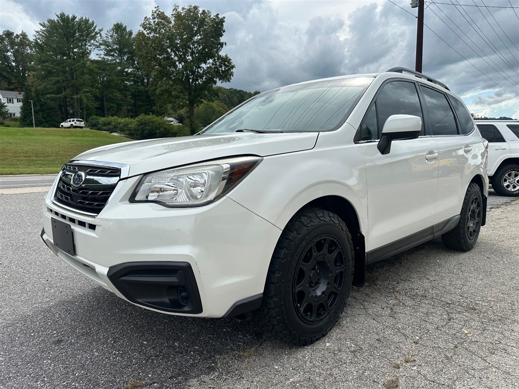 2017 Subaru Forester 2.5i Premium AWD for sale by dealer