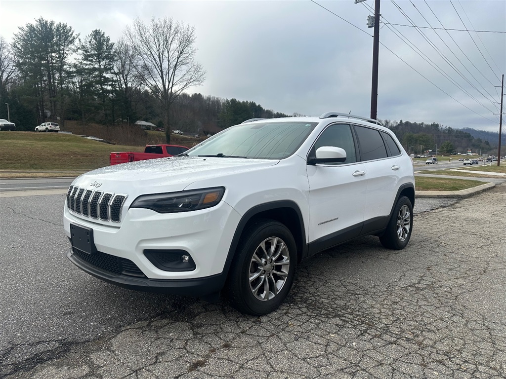 2019 Jeep Cherokee Latitude Plus 4WD for sale by dealer