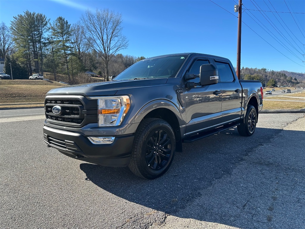 2022 Ford F-150 XL SuperCrew 6.5-ft. Bed 4WD for sale by dealer