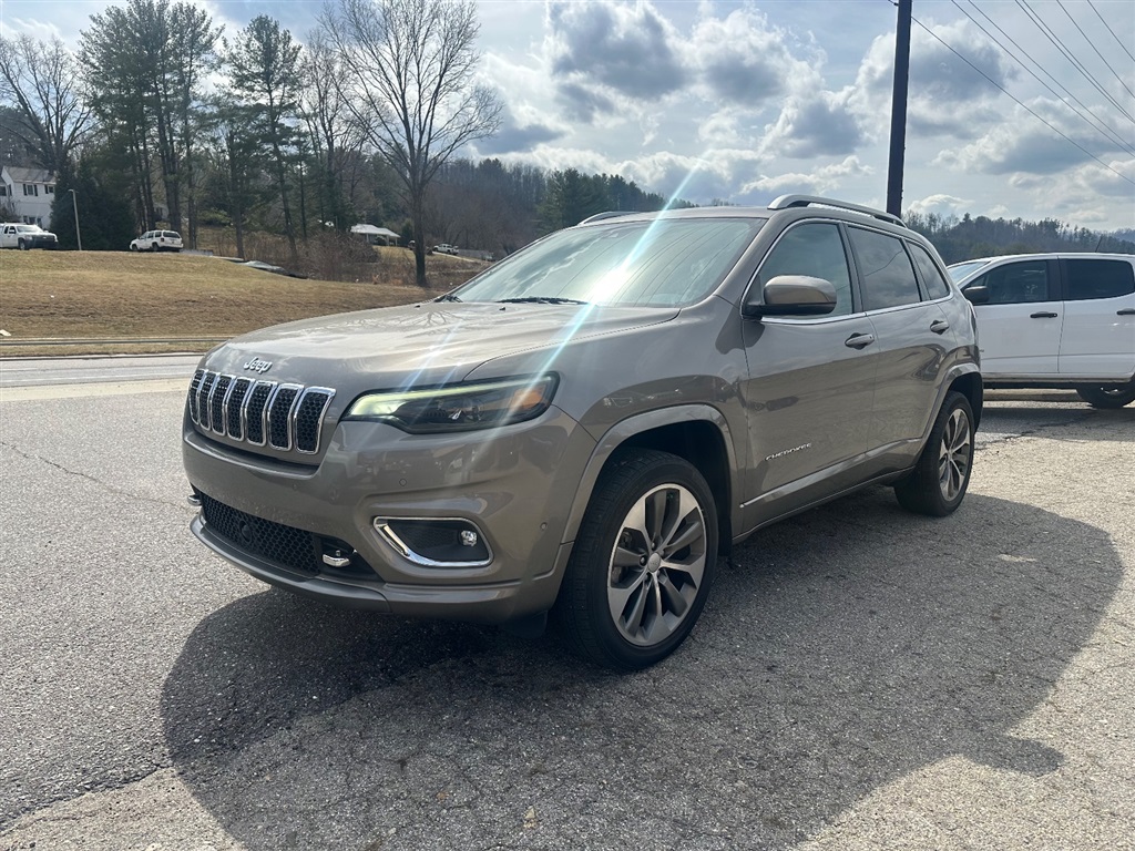 2019 Jeep Cherokee  Overland 4WD for sale by dealer