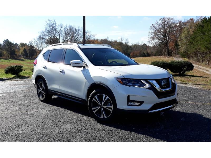 2017 NISSAN ROGUE SL for sale by dealer